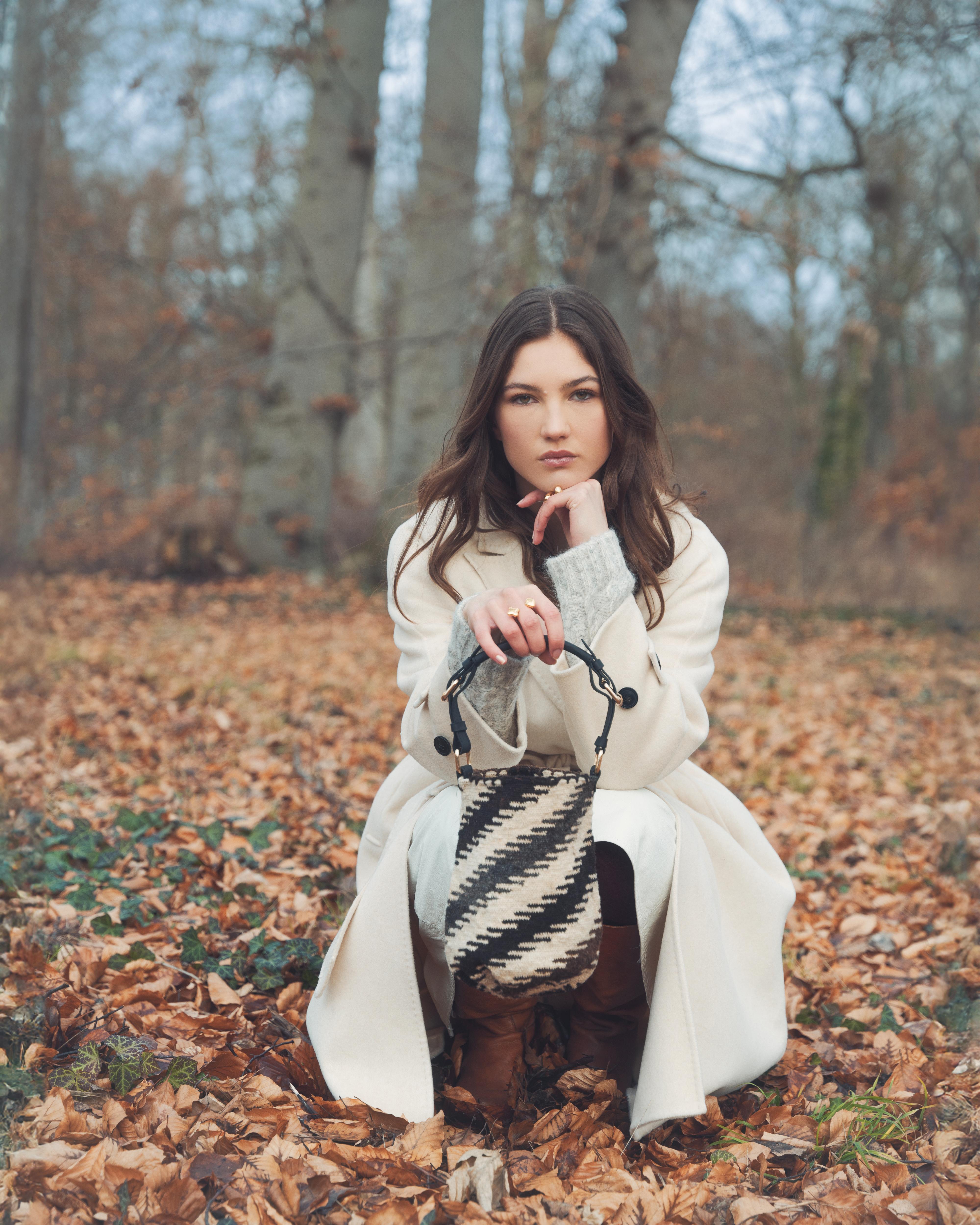 Arhuaco mochila bag lighting vegan leather handle